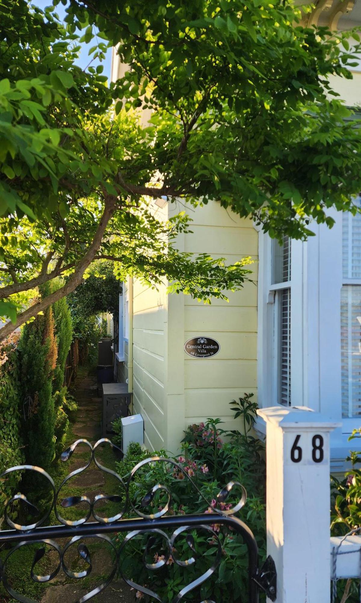 Central Garden Villa Whanganui Buitenkant foto