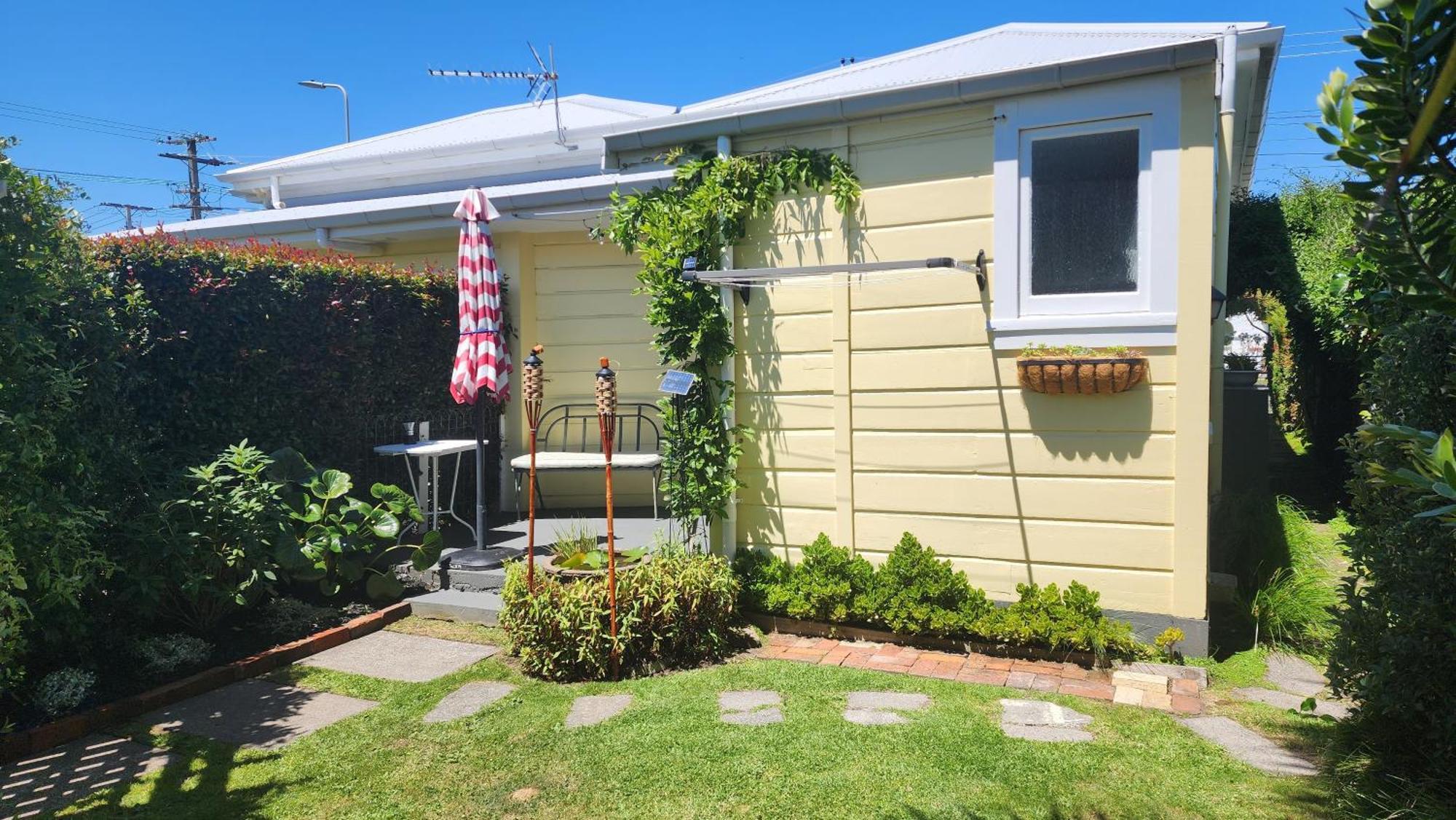 Central Garden Villa Whanganui Buitenkant foto